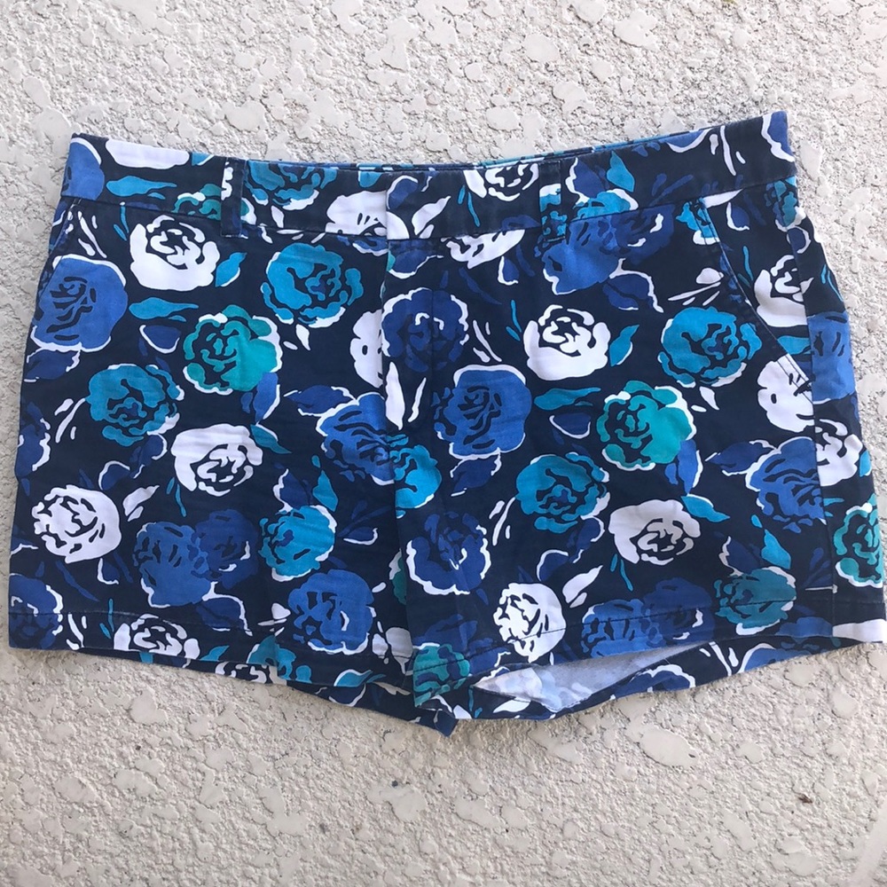 Tommy Hilfiger shorts floral print blue & white curvy size 16 women’s cotton